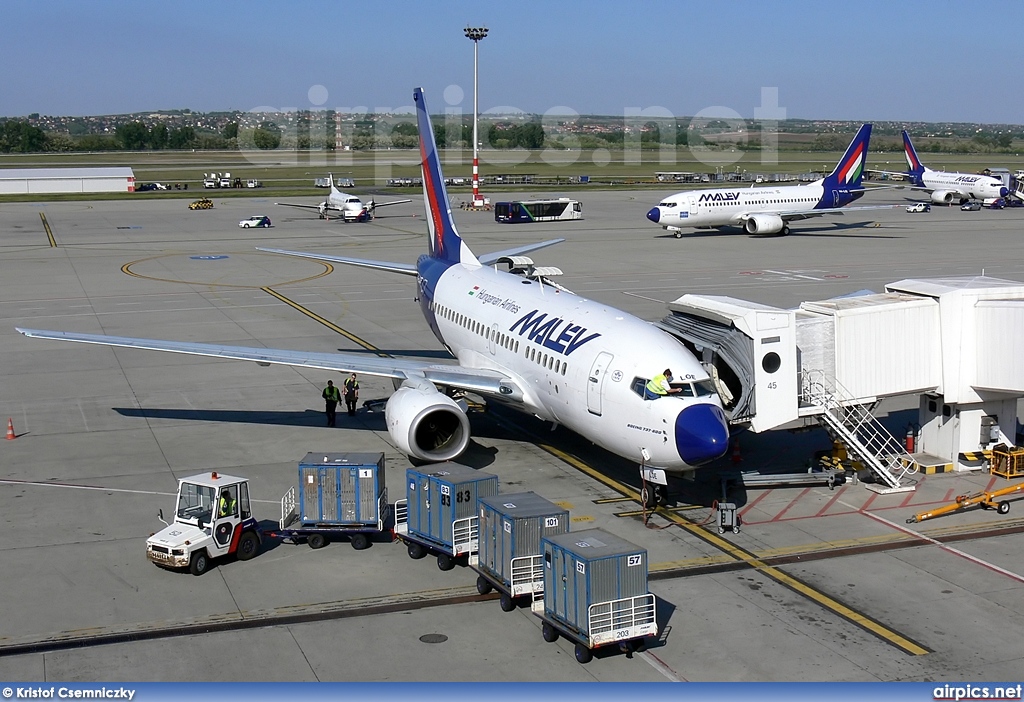 HA-LOE, Boeing 737-600, MALEV Hungarian Airlines