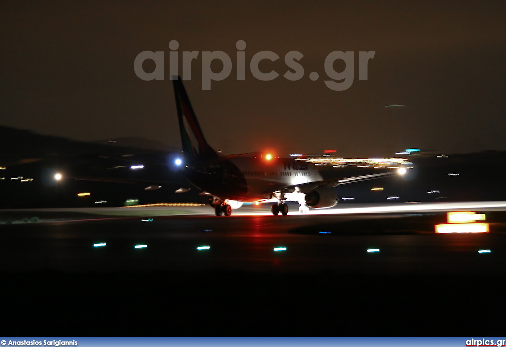 HA-LOM, Boeing 737-800, MALEV Hungarian Airlines