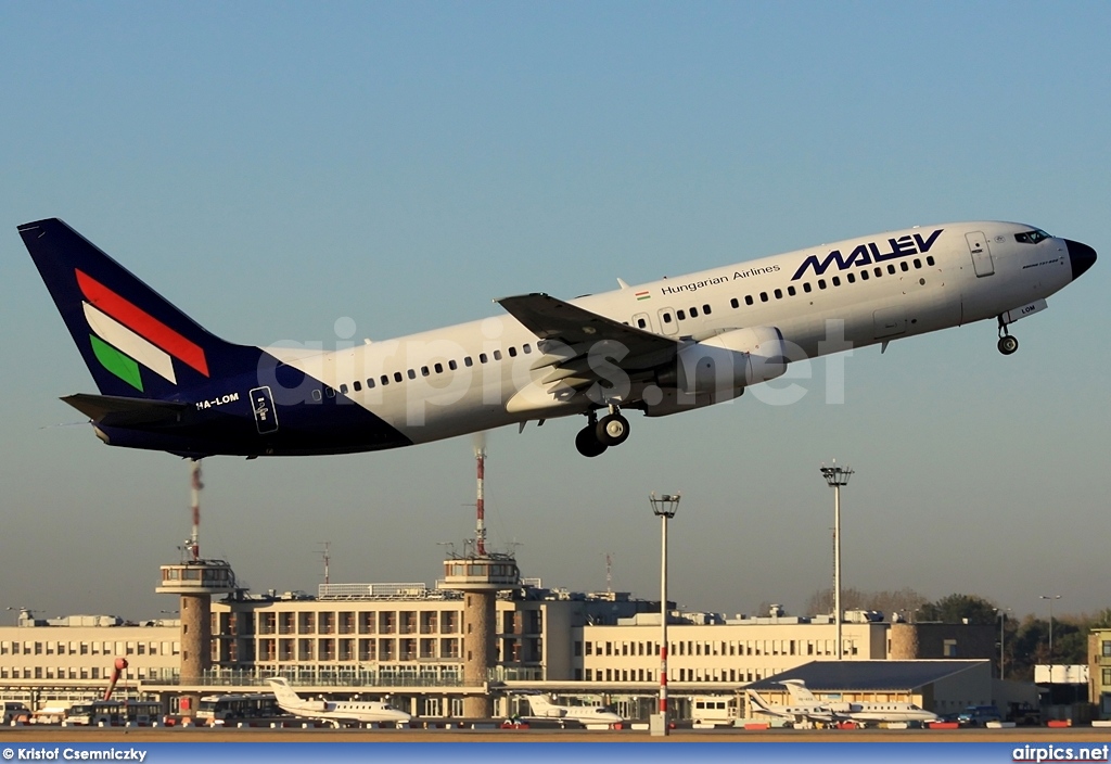 HA-LOM, Boeing 737-800, MALEV Hungarian Airlines