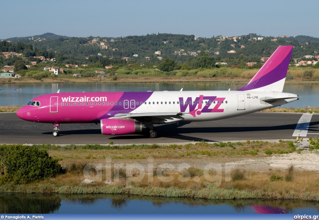 HA-LPB, Airbus A320-200, Wizz Air