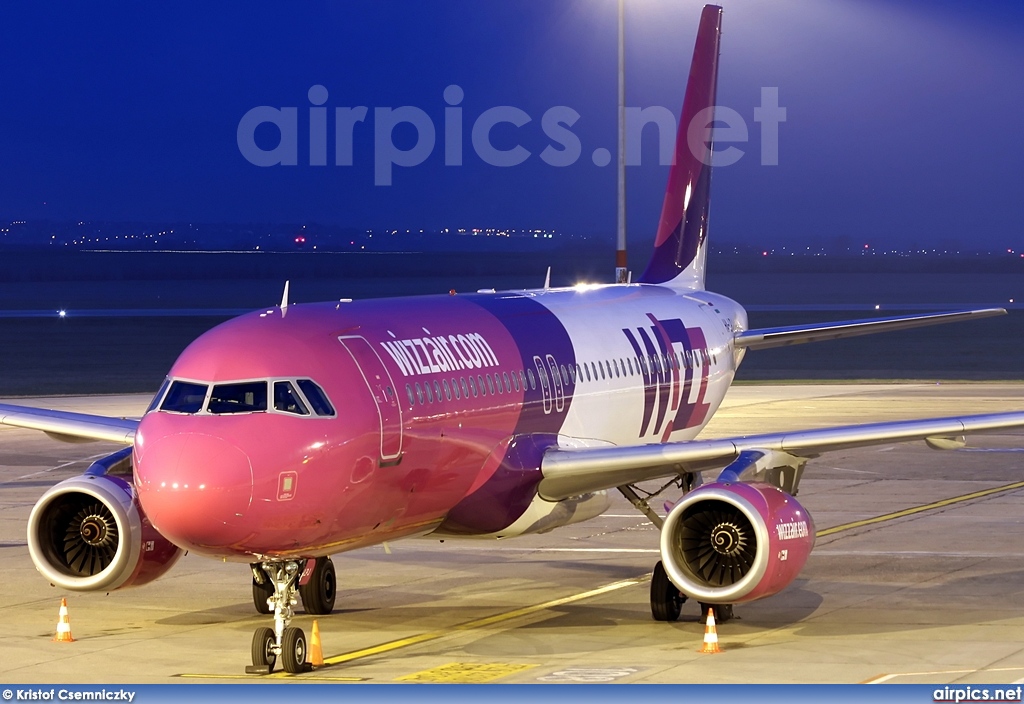 HA-LPJ, Airbus A320-200, Wizz Air