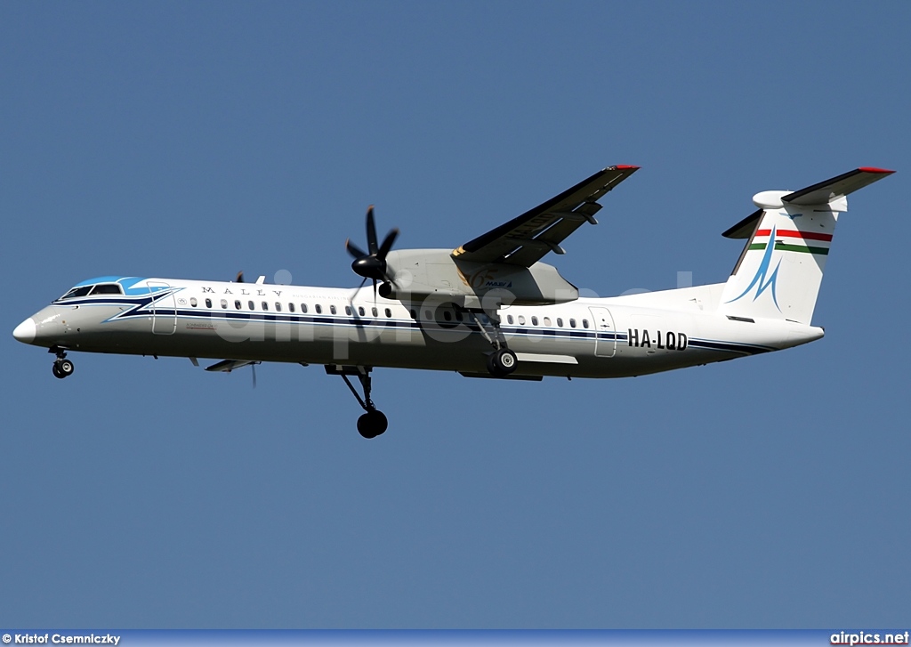 HA-LQD, De Havilland Canada DHC-8-400Q Dash 8, MALEV Hungarian Airlines