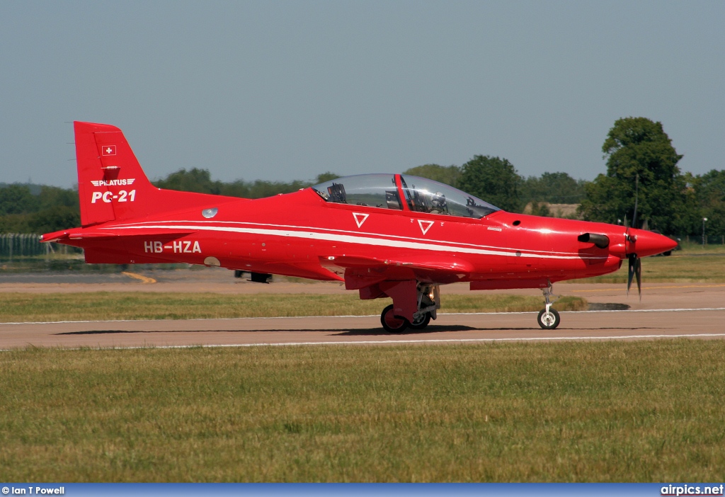 HB-HZA, Pilatus PC-21, Private