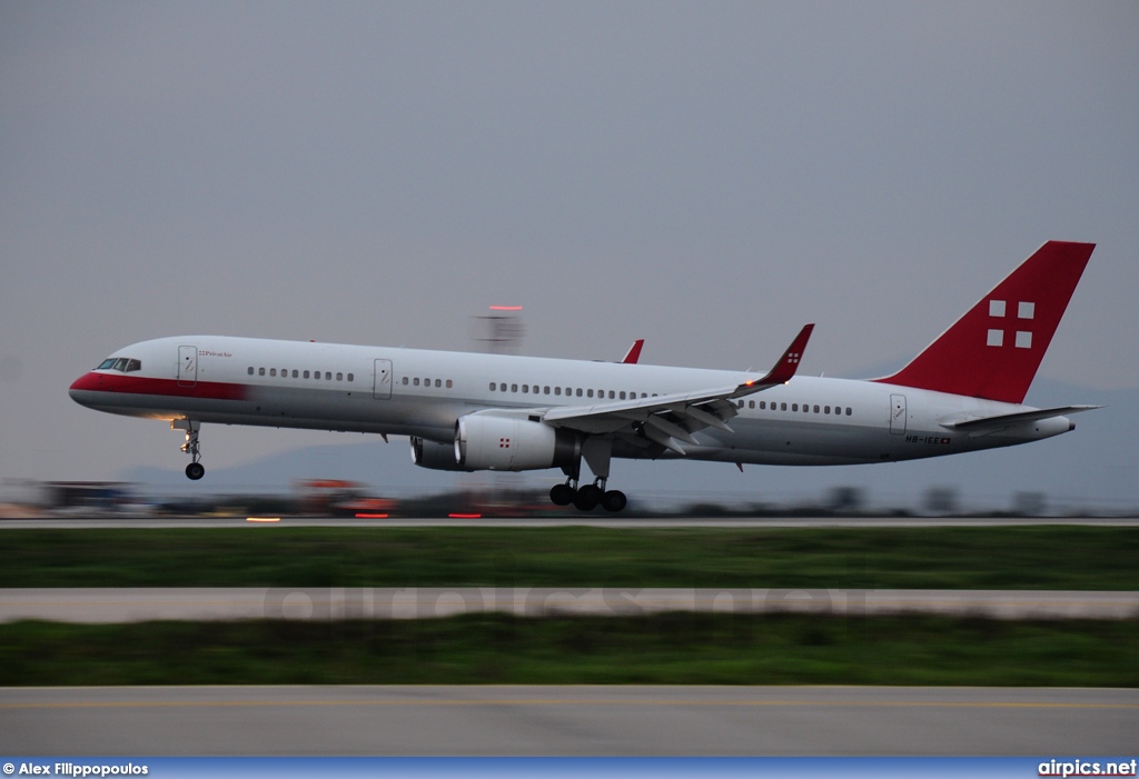 HB-IEE, Boeing 757-200, Privatair