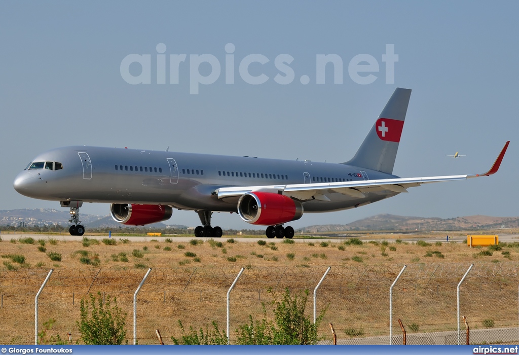 HB-IEE, Boeing 757-200, Privatair