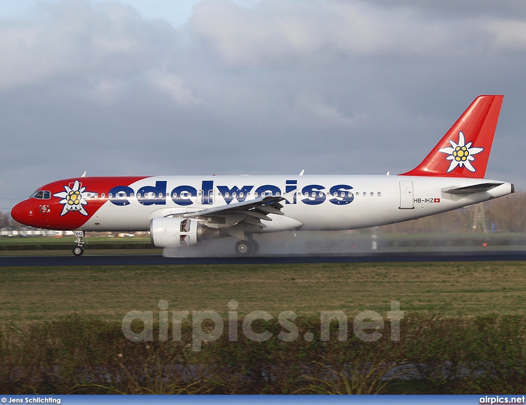 HB-IHZ, Airbus A320-200, Edelweiss Air