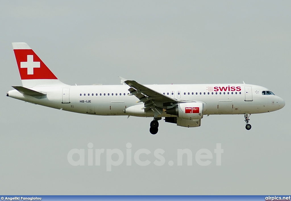 HB-IJE, Airbus A320-200, Swiss International Air Lines