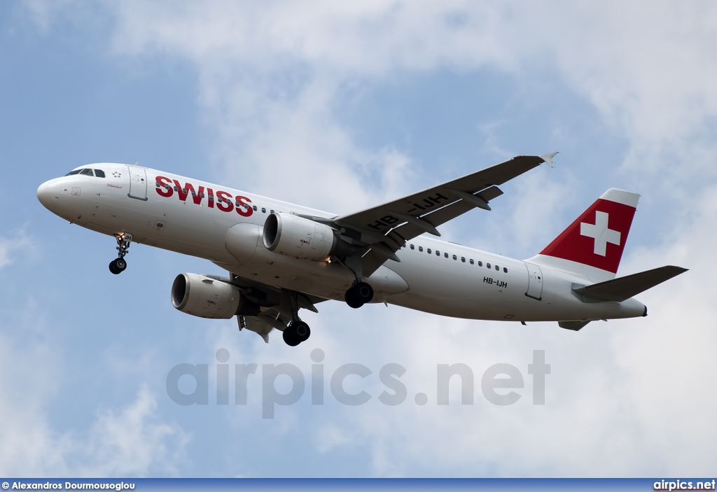 HB-IJH, Airbus A320-200, Swiss International Air Lines