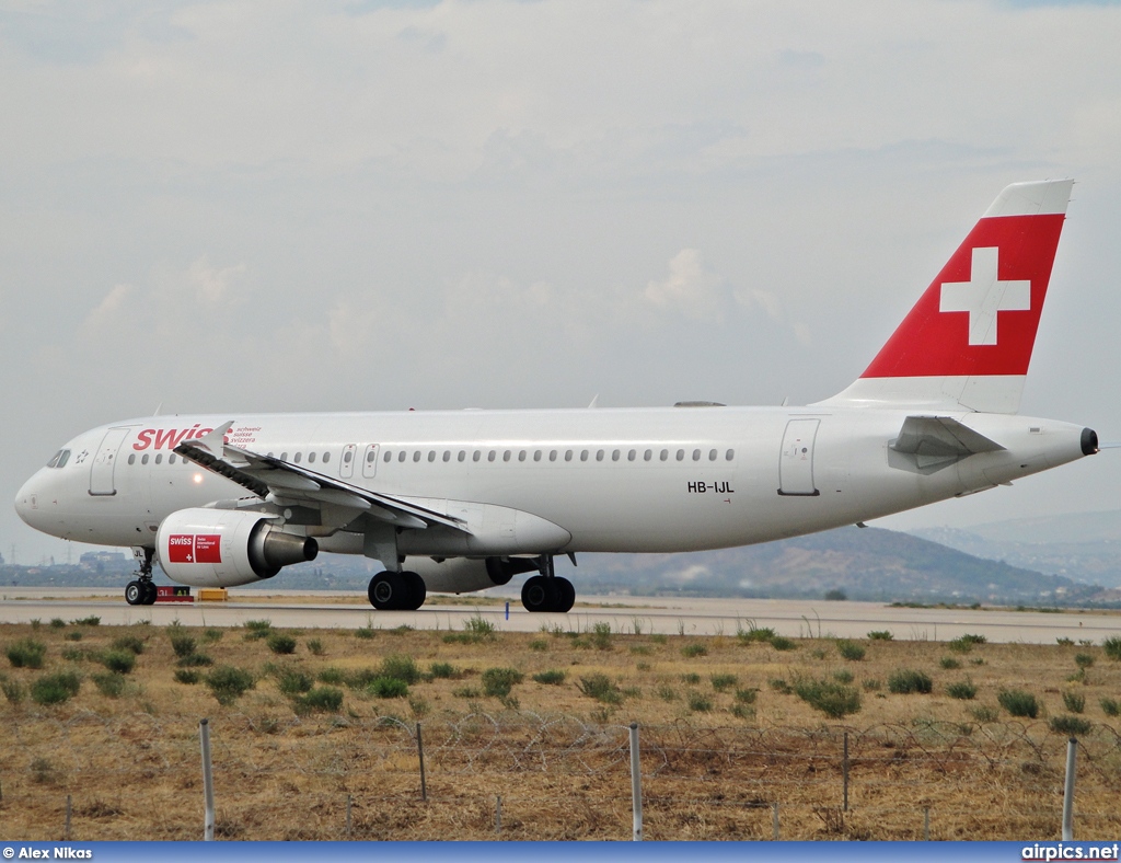 HB-IJL, Airbus A320-200, Swiss International Air Lines