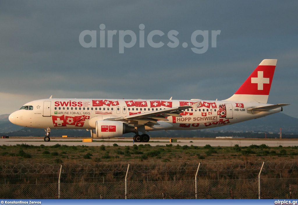 HB-IJM, Airbus A320-200, Swiss International Air Lines