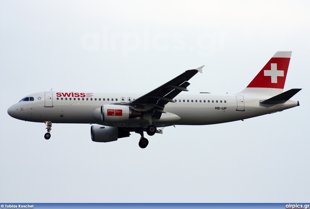 HB-IJP, Airbus A320-200, Swiss International Air Lines