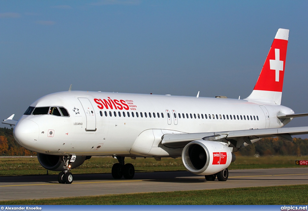 HB-IJQ, Airbus A320-200, Swiss International Air Lines