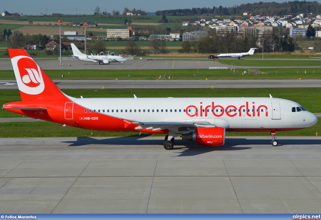 HB-IOR, Airbus A320-200, Air Berlin