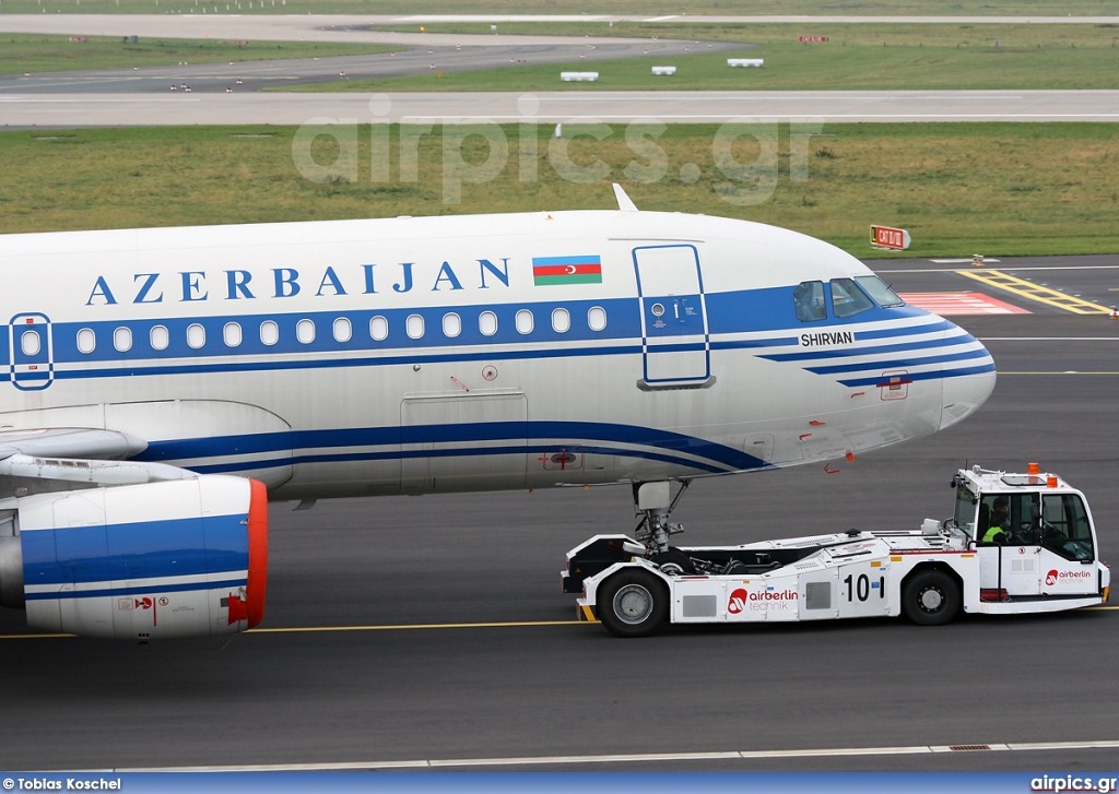 HB-IOT, Airbus A320-200, Azerbaijan Airlines