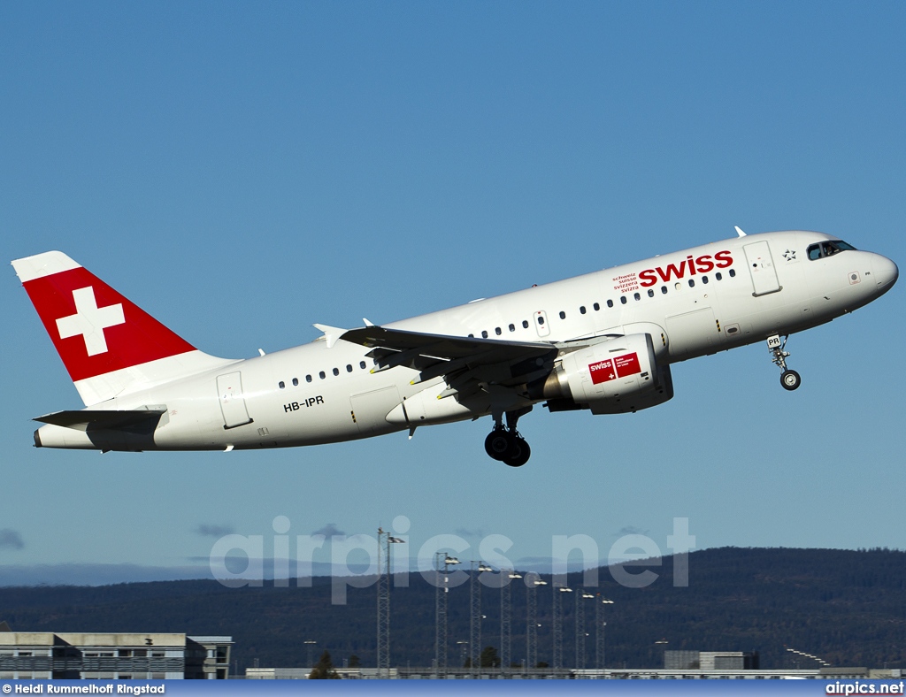 HB-IPR, Airbus A319-100, Swiss International Air Lines