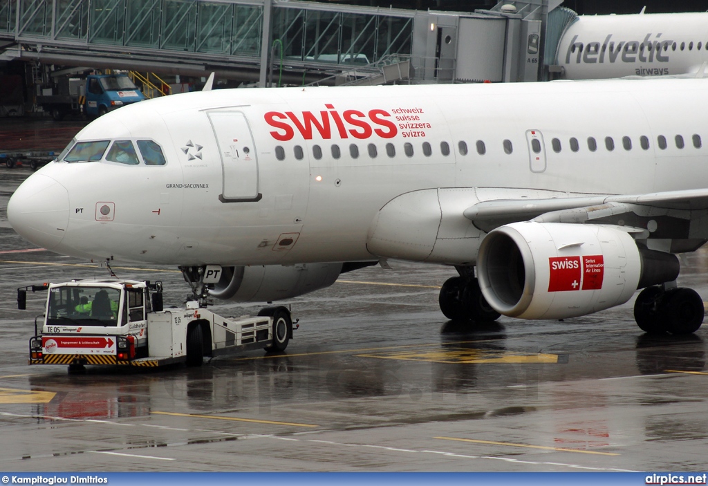 HB-IPT, Airbus A319-100, Swiss International Air Lines