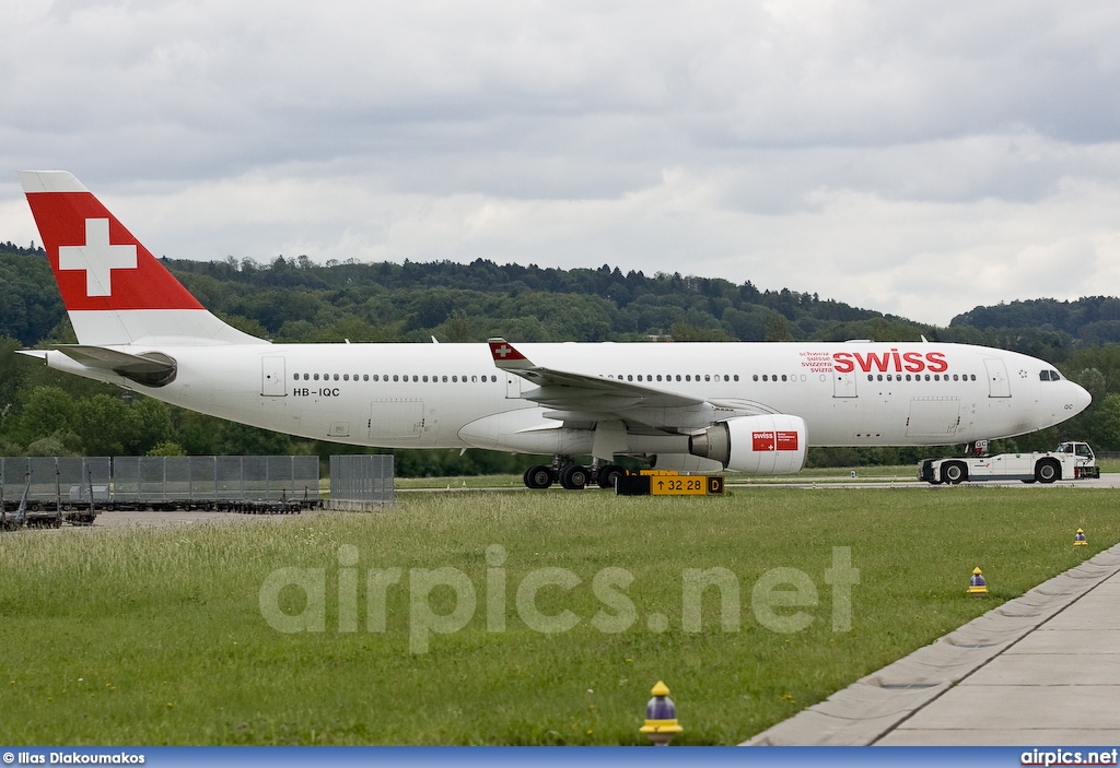 HB-IQC, Airbus A330-200, Swiss International Air Lines