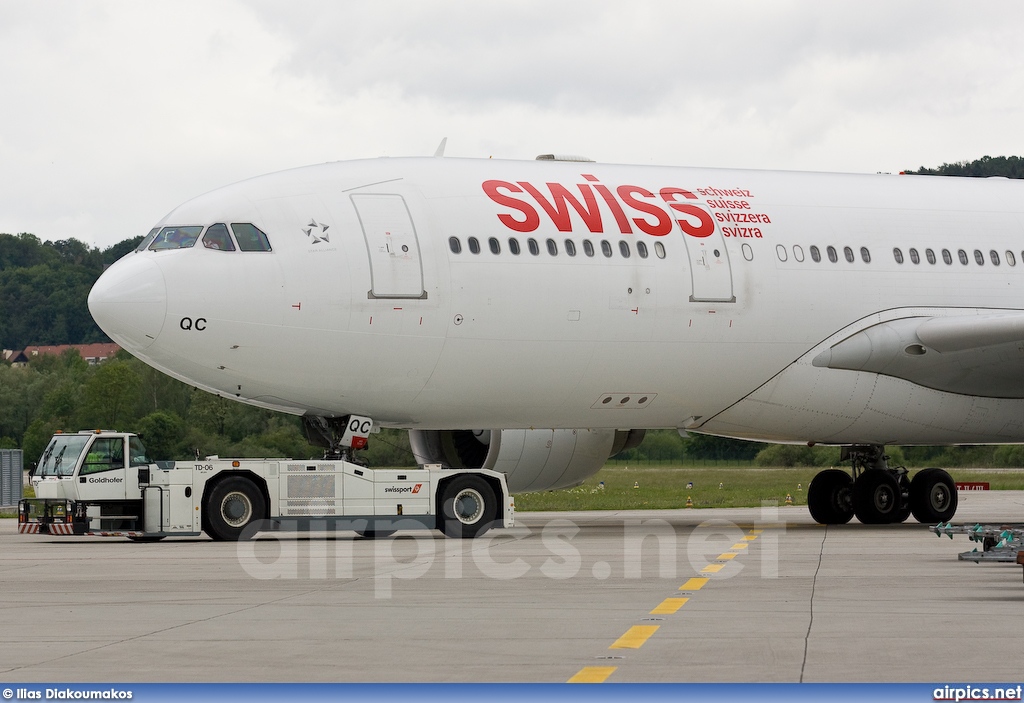 HB-IQC, Airbus A330-200, Swiss International Air Lines