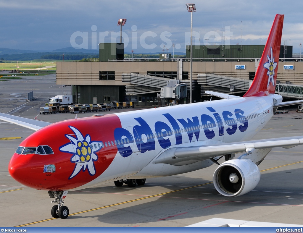 HB-IQI, Airbus A330-200, Edelweiss Air