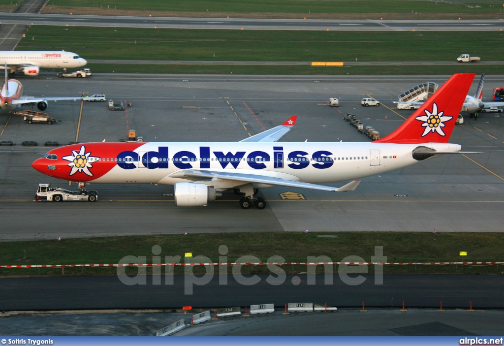 HB-IQI, Airbus A330-200, Swiss International Air Lines