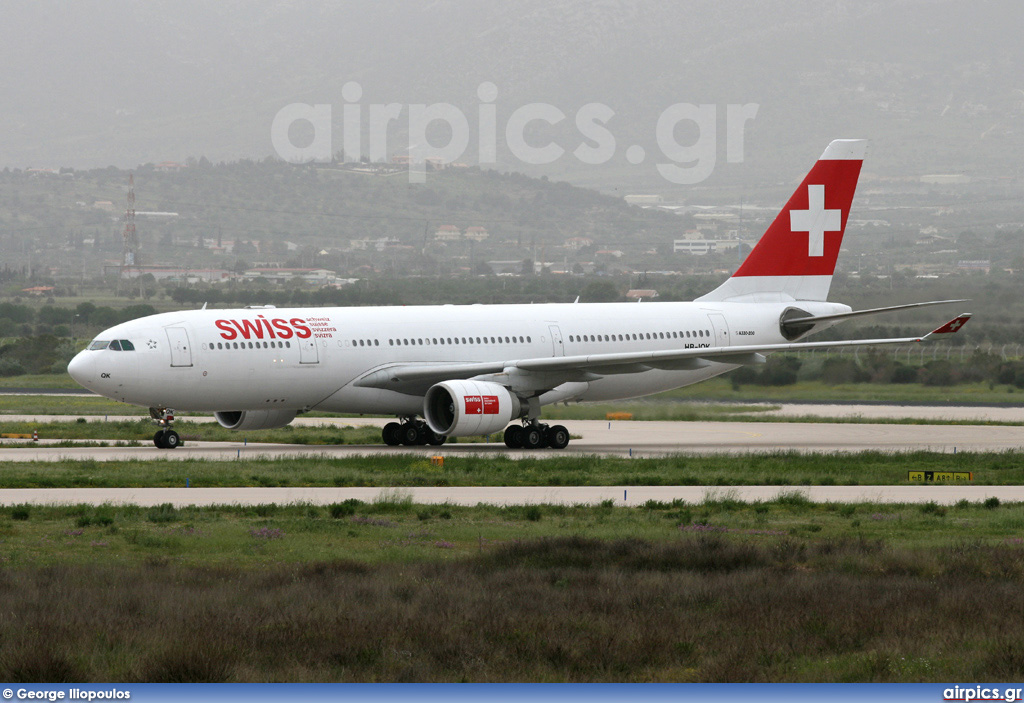 HB-IQK, Airbus A330-200, Swiss International Air Lines