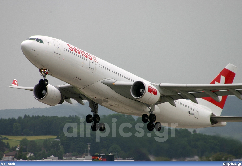 HB-IQP, Airbus A330-200, Swiss International Air Lines