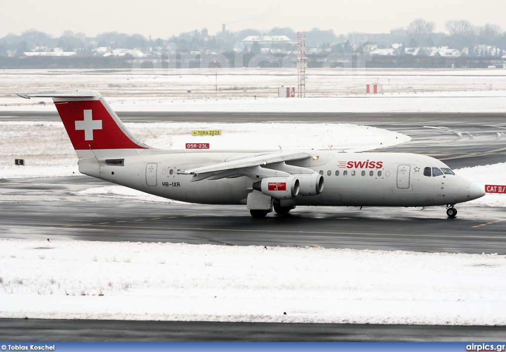 HB-IXR, British Aerospace Avro RJ100, Swiss International Air Lines