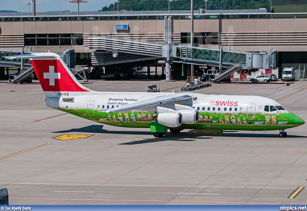 HB-IYS, British Aerospace Avro RJ100, Swiss International Air Lines