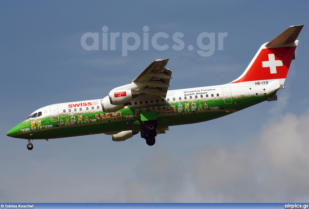 HB-IYS, British Aerospace Avro RJ100, Swiss International Air Lines