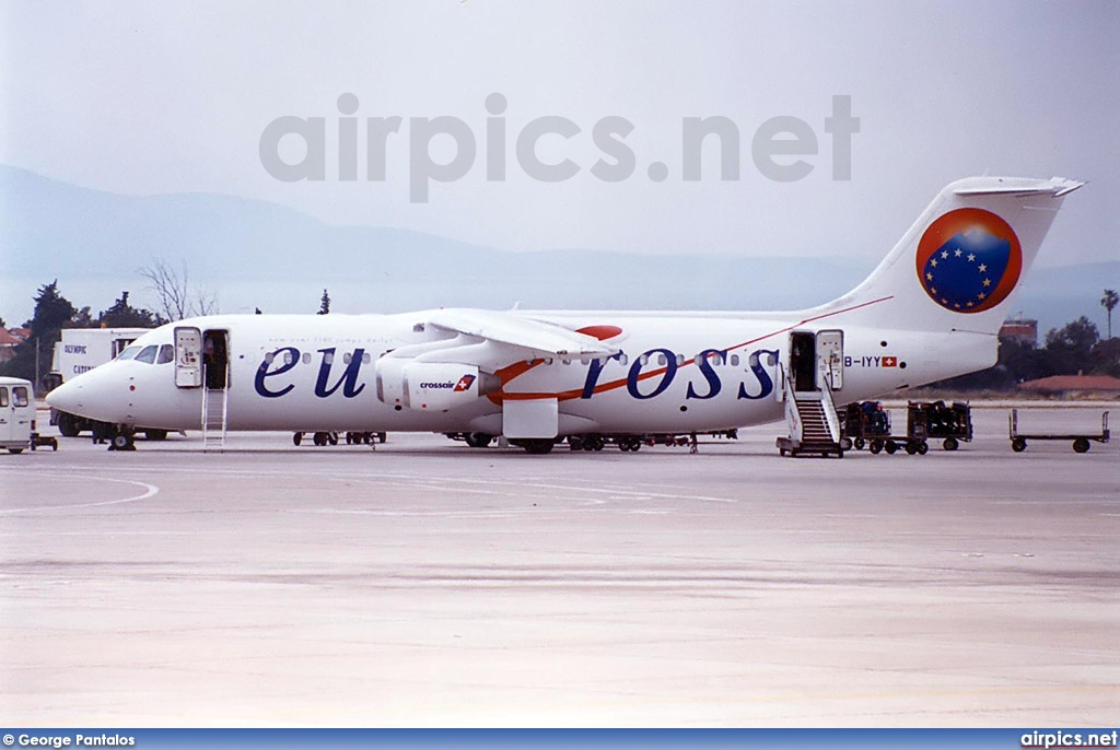 HB-IYY, British Aerospace Avro RJ100, Crossair