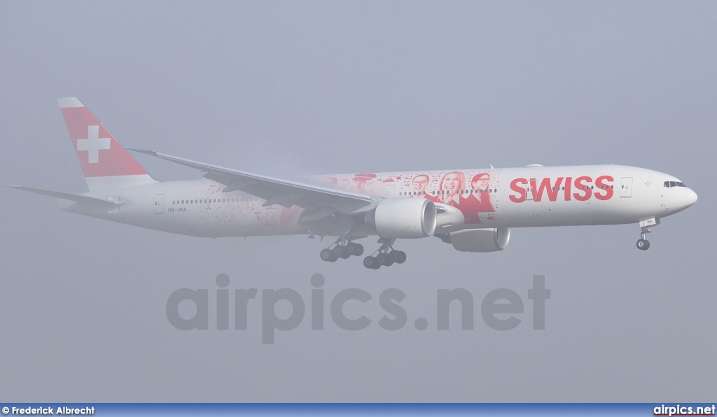 HB-JNA, Boeing 777-300ER, Swiss International Air Lines