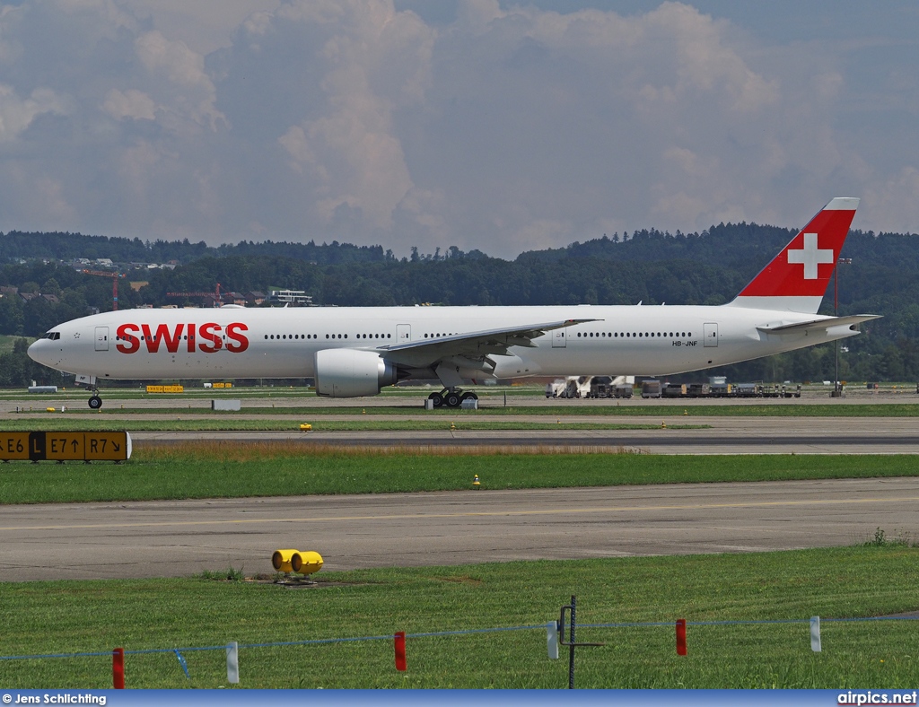 HB-JNF, Boeing 777-300ER, Swiss International Air Lines