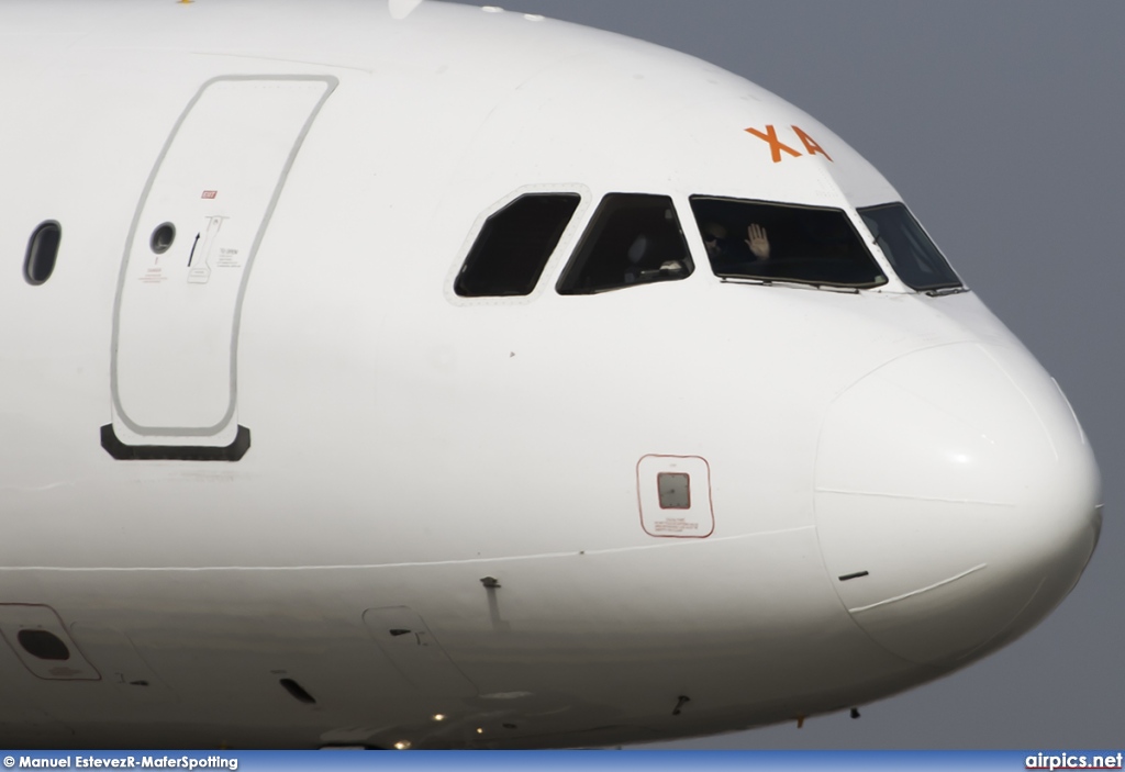 HB-JXA, Airbus A319-100, easyJet Switzerland