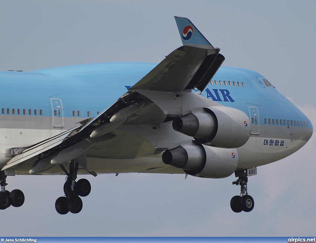 HL7493, Boeing 747-400, Korean Air