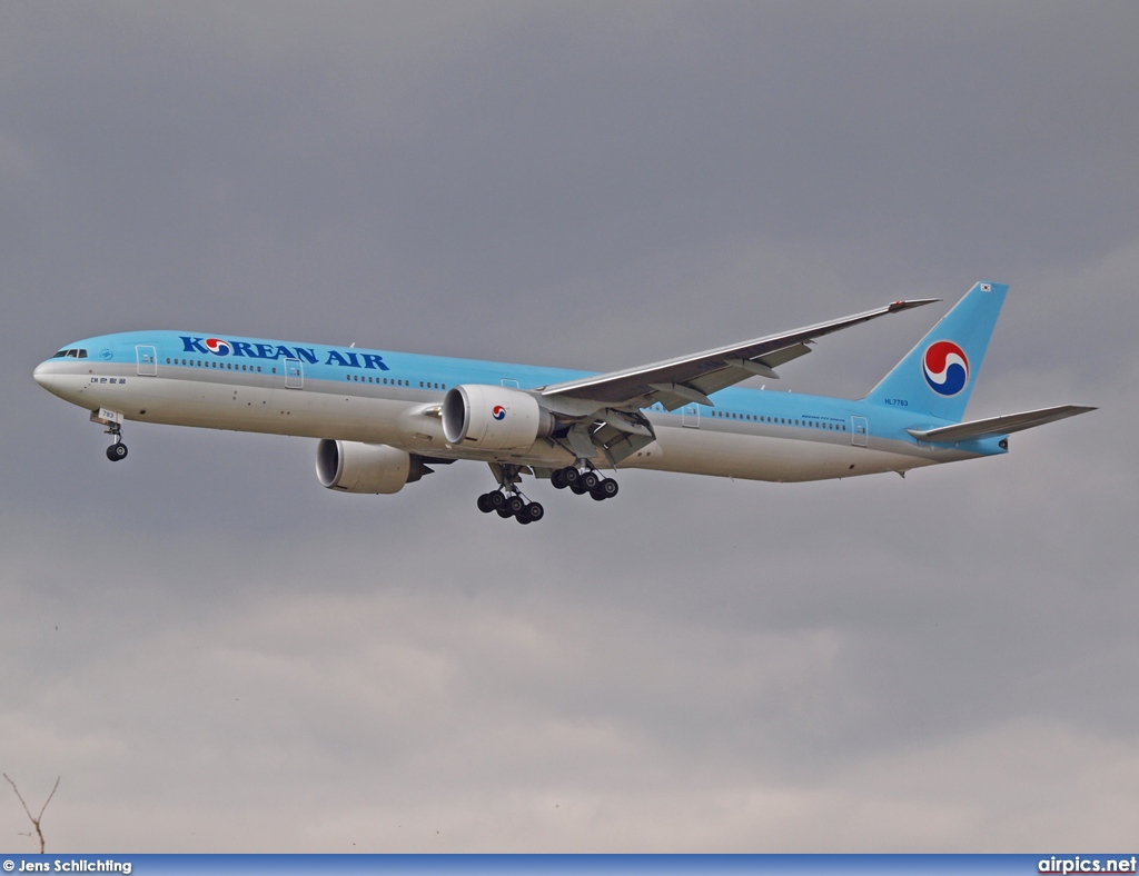 HL7783, Boeing 777-300ER, Korean Air