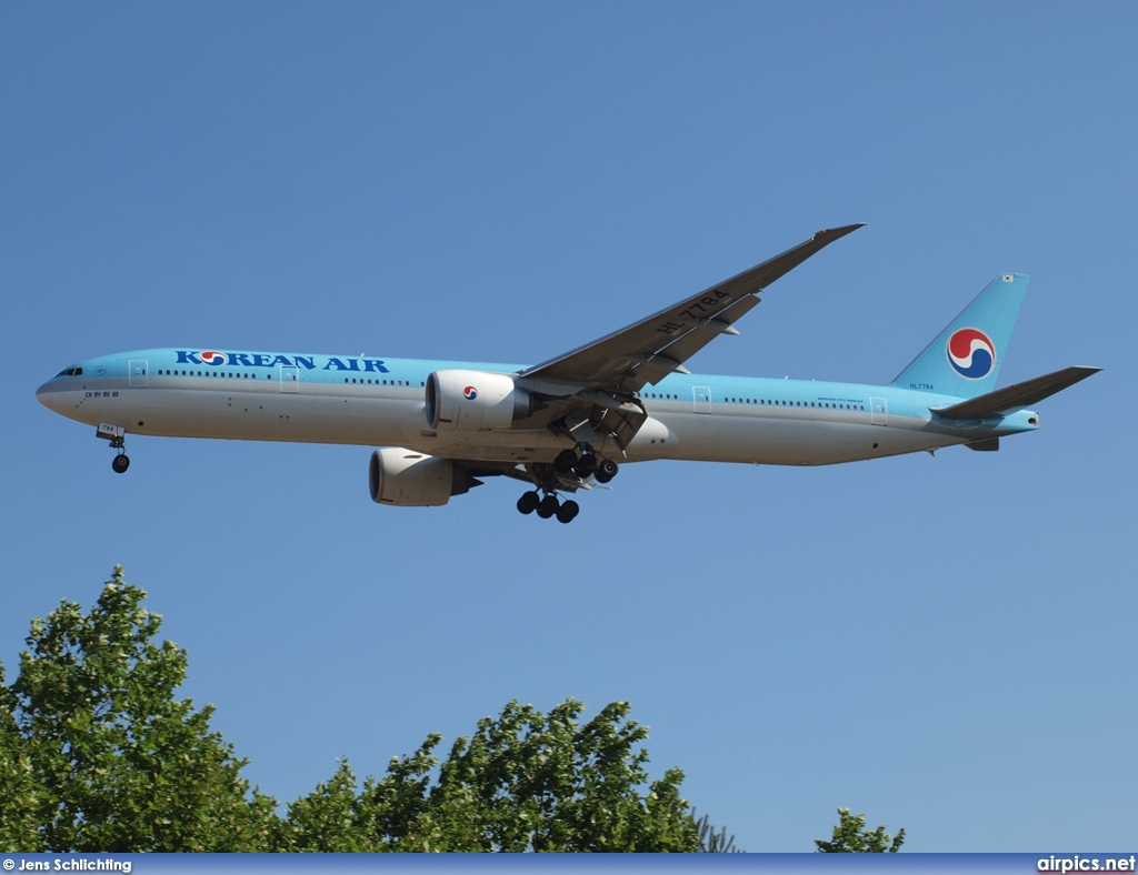 HL7784, Boeing 777-300ER, Korean Air