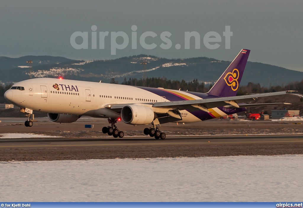 HS-TJU, Boeing 777-200ER, Thai Airways