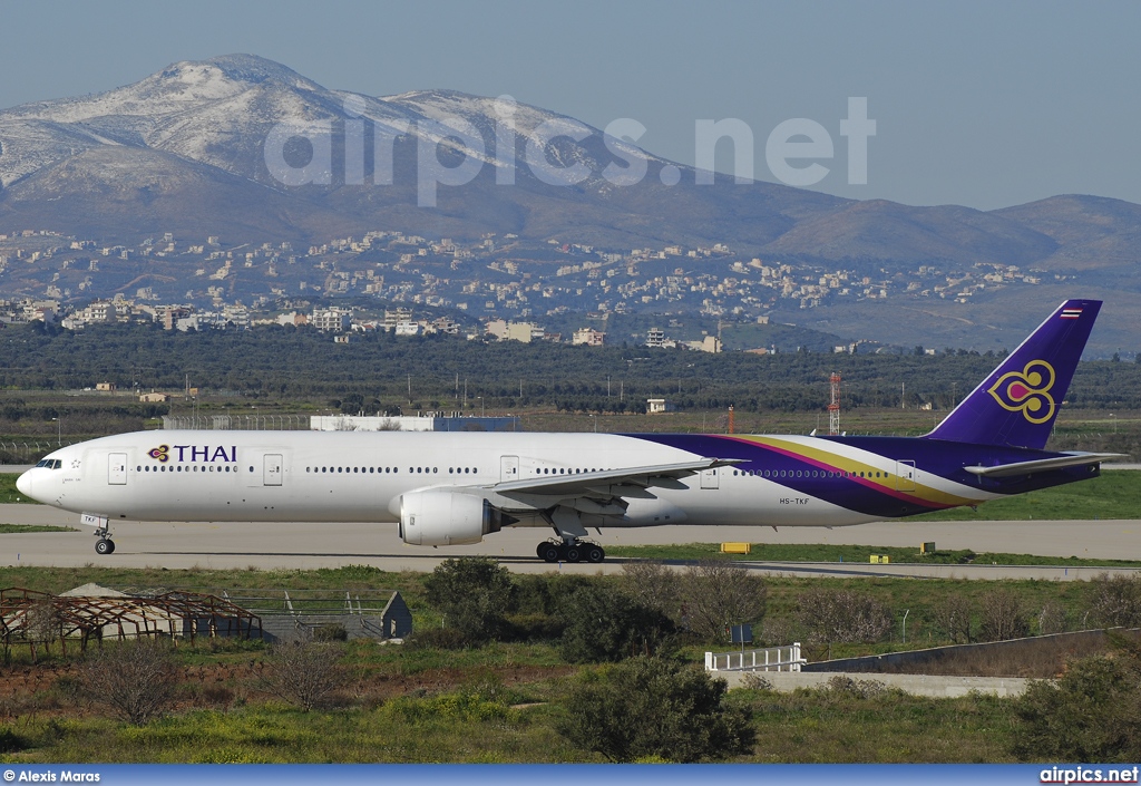 HS-TKF, Boeing 777-300, Thai Airways