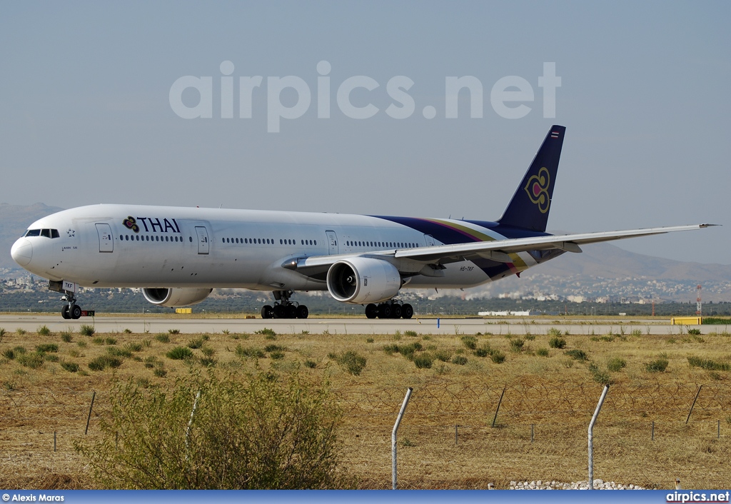 HS-TKF, Boeing 777-300, Thai Airways