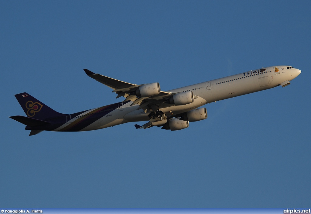 HS-TNA, Airbus A340-600, Thai Airways