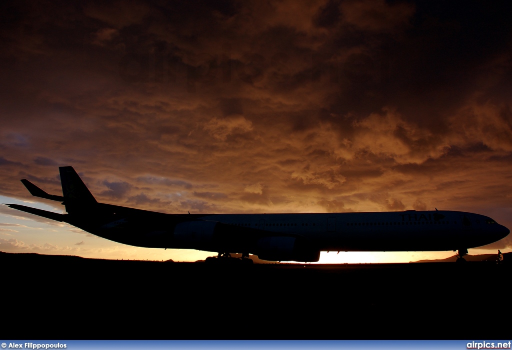 HS-TNB, Airbus A340-600, Thai Airways