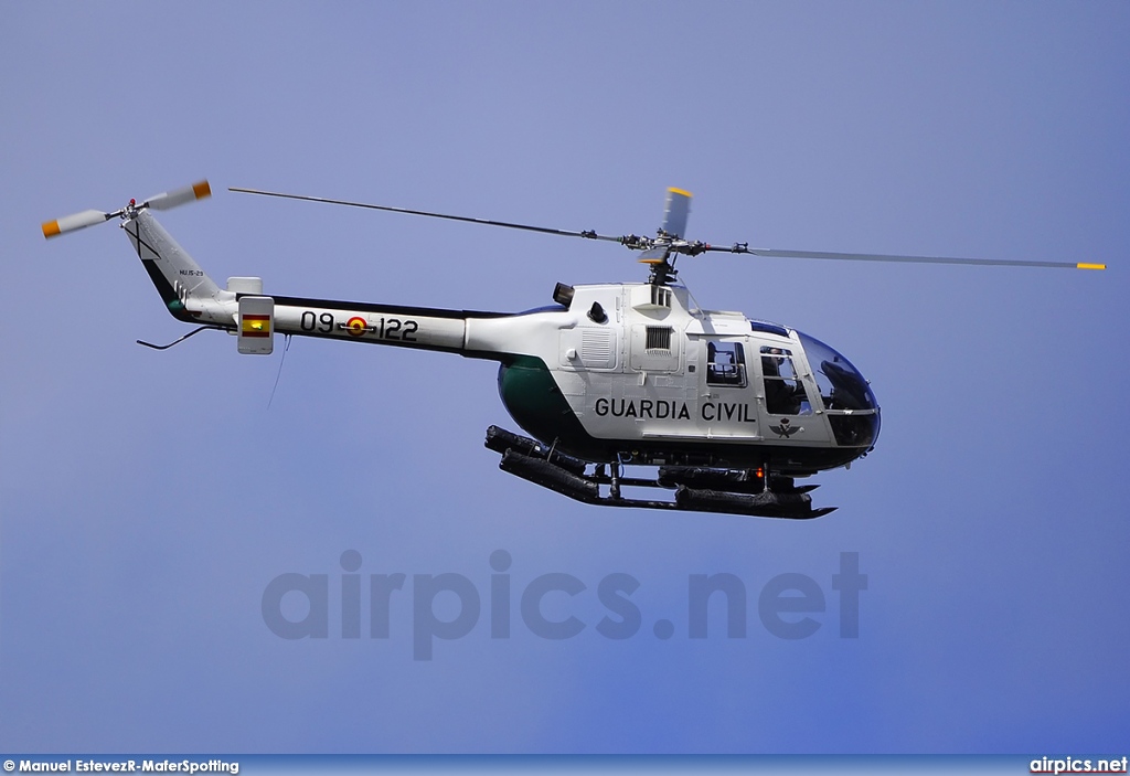 HU.15-29, MBB Bo 105-CBS-4, Spanish Civil Guard