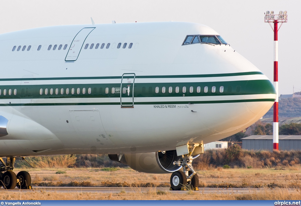 HZ-WBT7, Boeing 747-400, Kingdom Holding