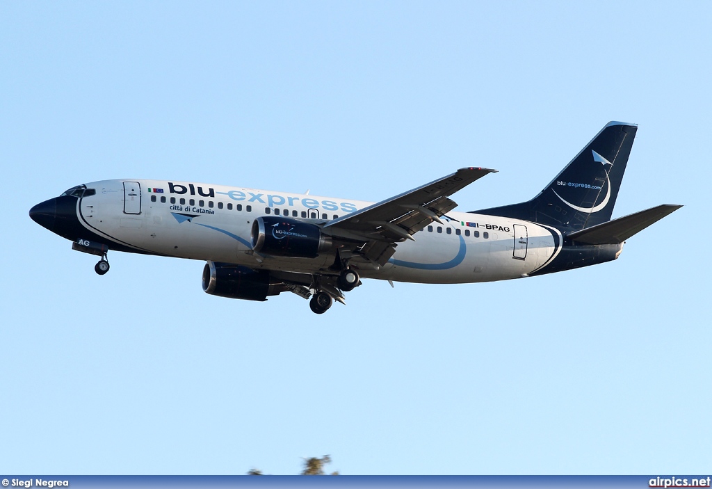 I-BPAG, Boeing 737-300, blue-express.com