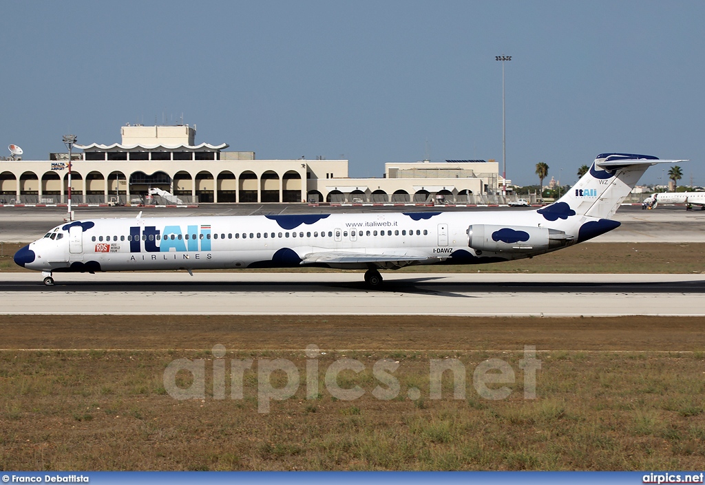 I-DAWZ, McDonnell Douglas MD-82, ItAli Airlines