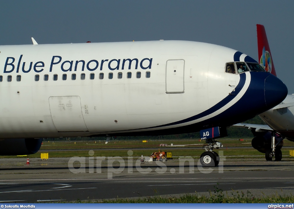 I-LLAG, Boeing 767-300ER, Blue Panorama