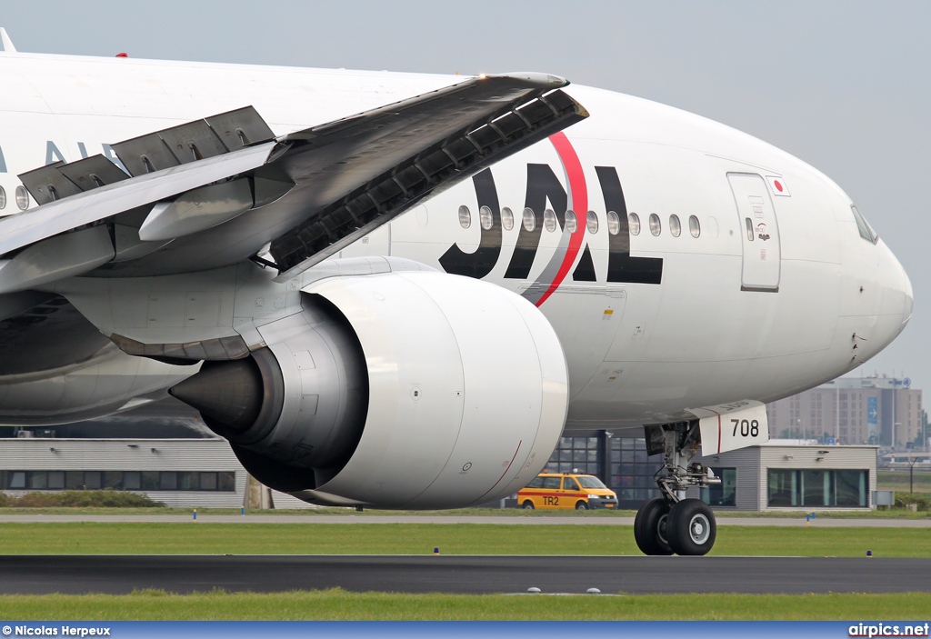 JA708J, Boeing 777-200ER, Japan Airlines