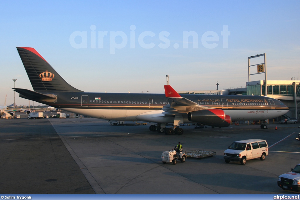 JY-AIC, Airbus A340-200, Royal Jordanian