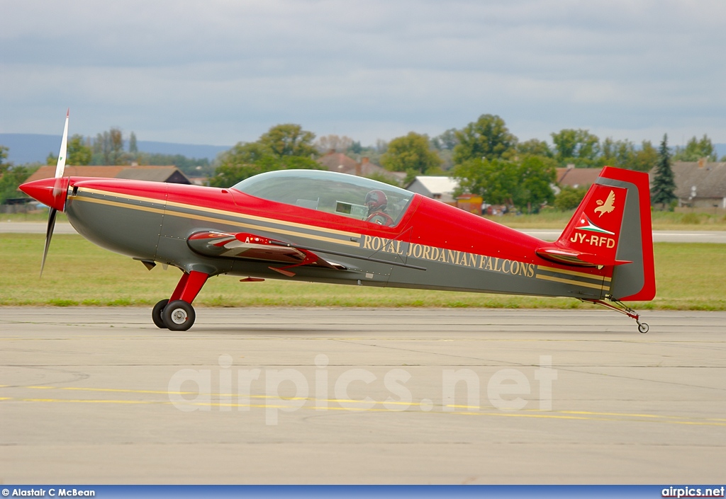 JY-RFD, Extra 300-L, Royal Jordanian Falcons