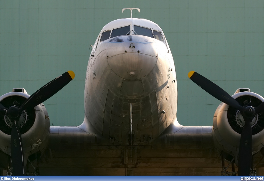 KJ960, Douglas C-47B Skytrain, Hellenic Air Force